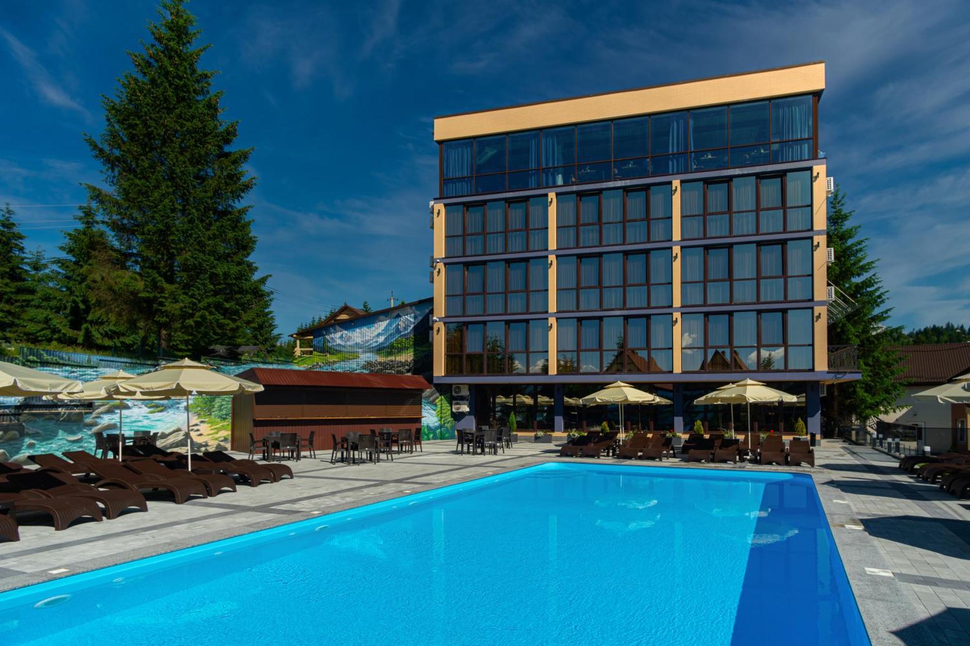 Summit Hotel Yablunytsya Exterior photo